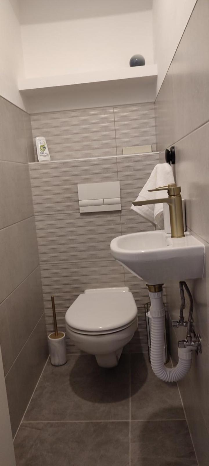 Sunny Apartment Osijek, Self Check In Exterior foto